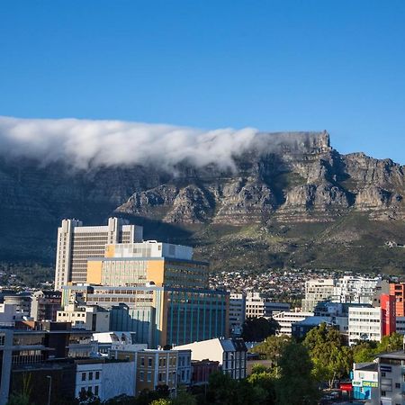 Luxurious Loft With Amazing View Of Table Mountain Apartment Cape Town Exterior photo